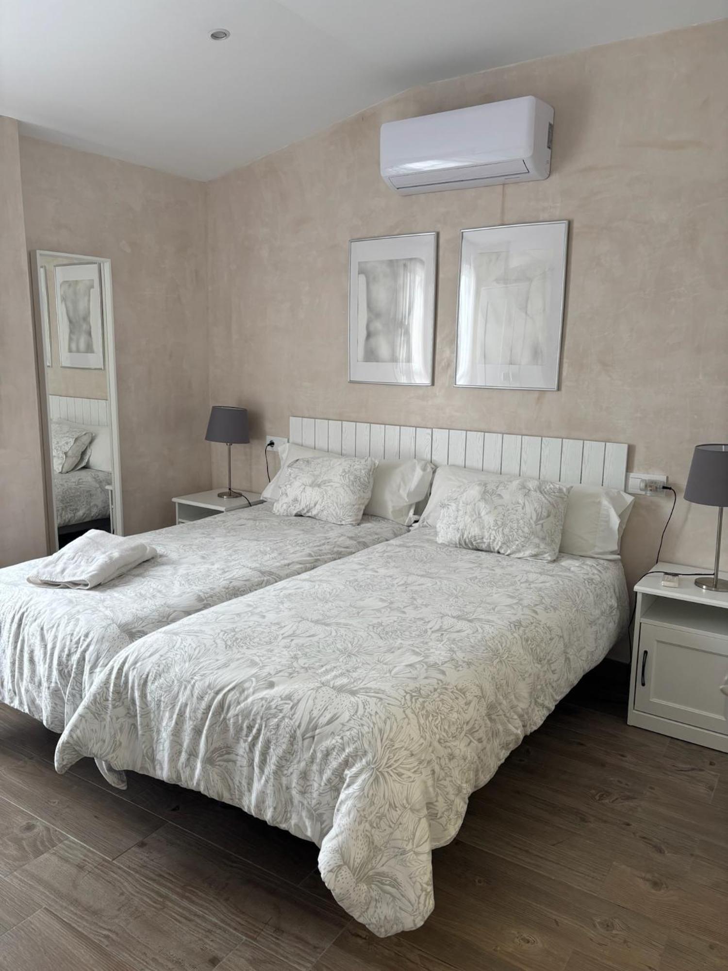 Niebla Centro Apartamentos Ngoại thất bức ảnh