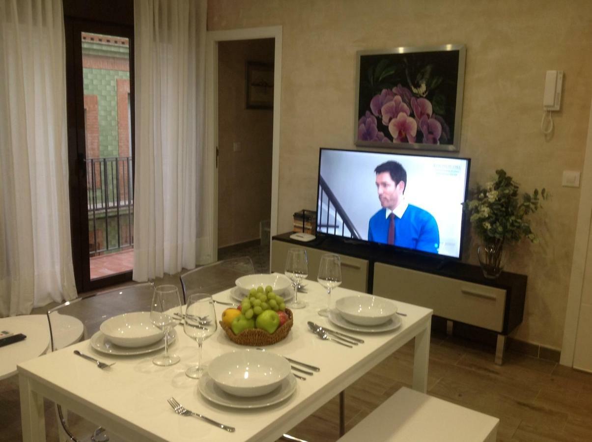 Niebla Centro Apartamentos Ngoại thất bức ảnh